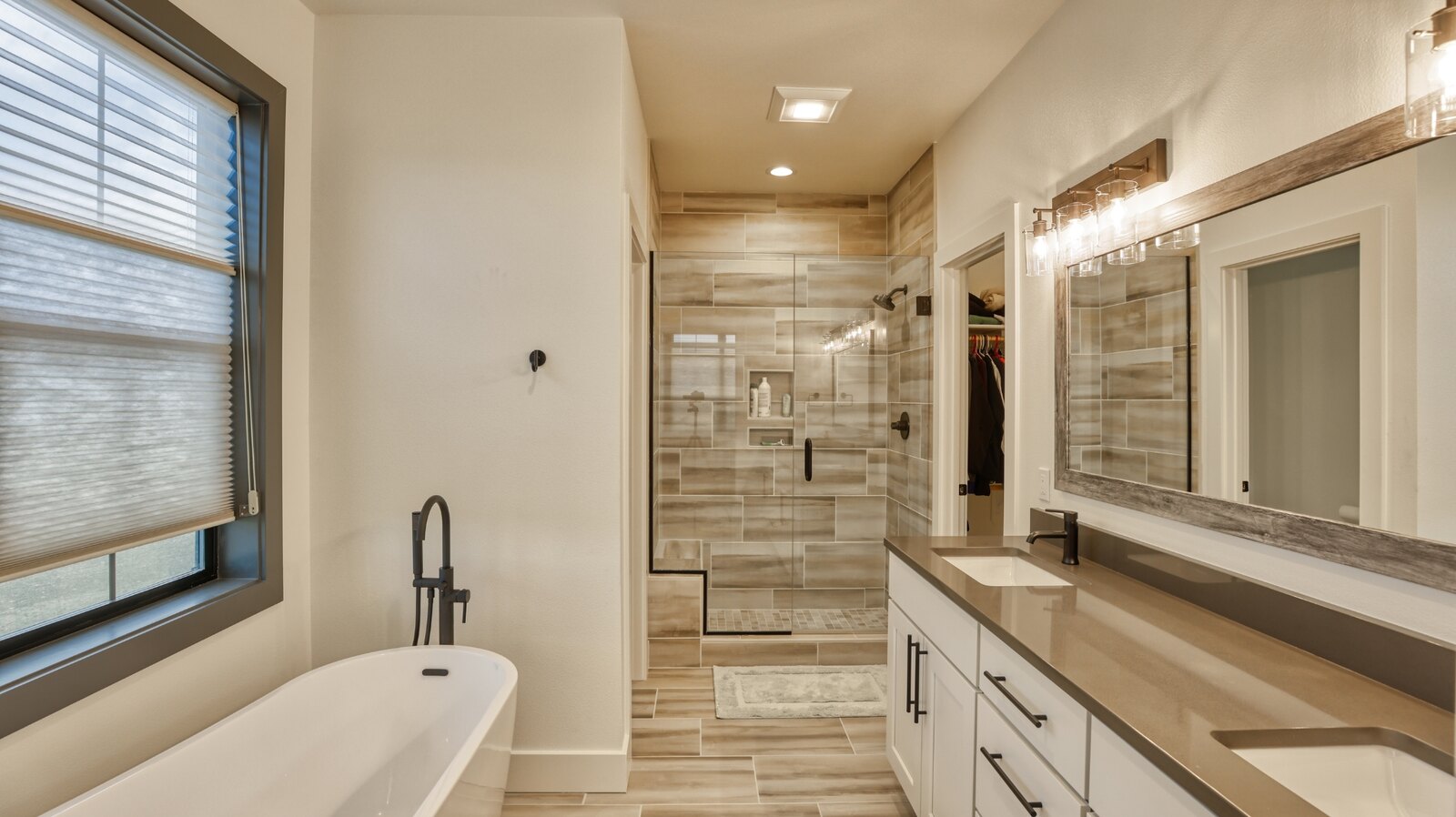 Outdated Bathroom Trends to Avoid in 2025 & What to Look For